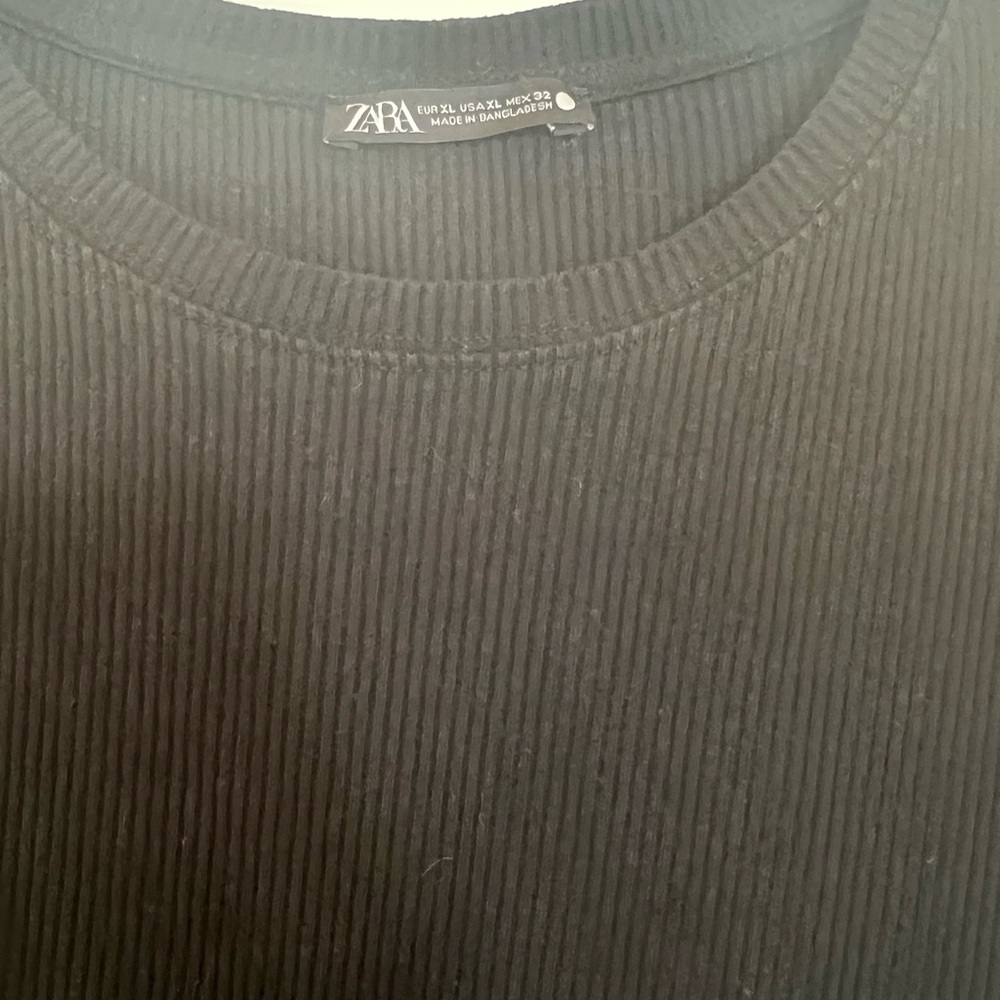 Zara Ribbed short sleeve dress with side ruching in black - size XL